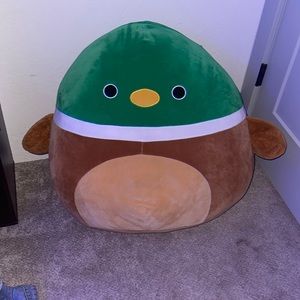 Giant duck squishmallow